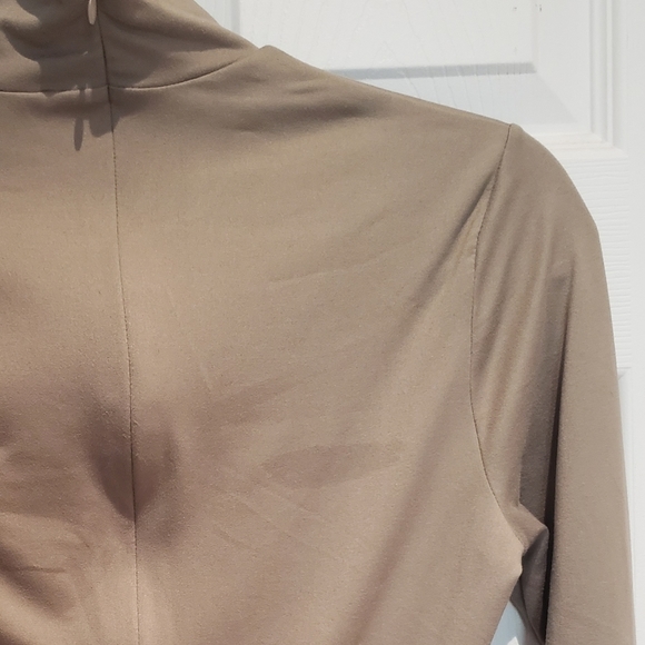 FASHION Nova Romper - Picture 4 of 4